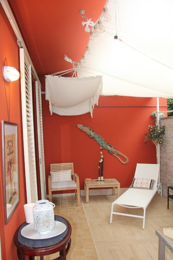 Casa Lucia Private Car Or Motorcycle Park Lucca Exterior foto